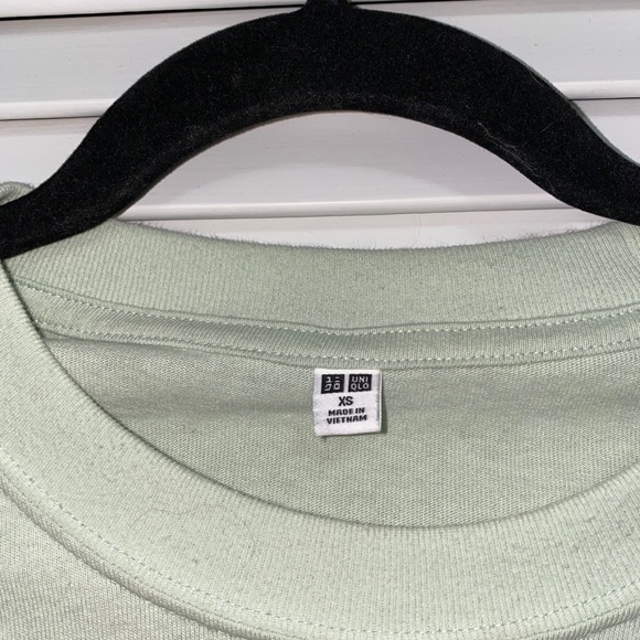 Uniqlo Mint Green Long-Sleeved Top - Picture 4 of 4